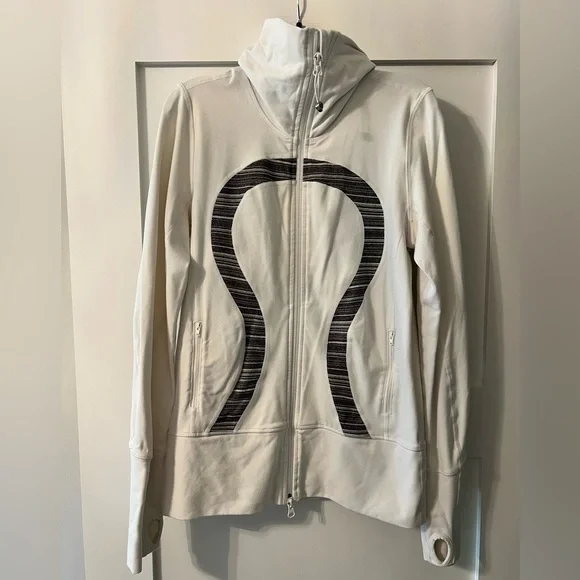 Lululemon Scuba - Full Zipper - Picture 2 of 8